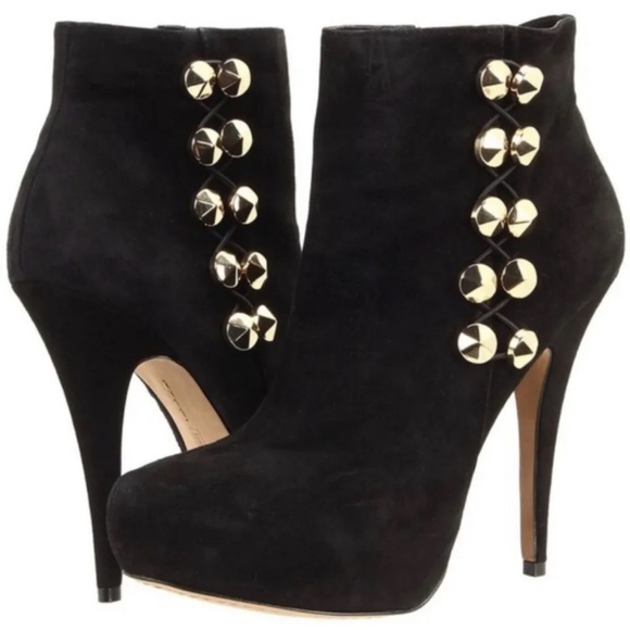 Beautiful studded Vince Camuto heeled booties - Picture 1 of 6